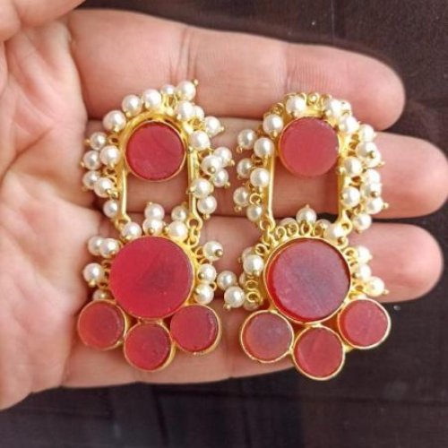 Ladies Red Pearl Cluster Earpiece