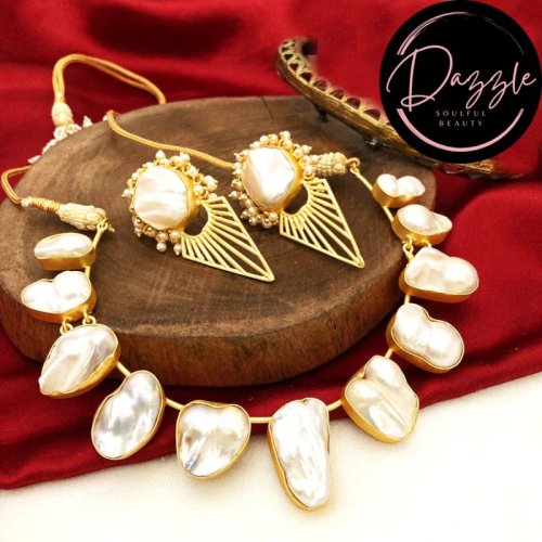Ladies White Pearl Geometric Jewelry Set