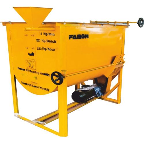 500-600 Kg/HR Feed Mixing Machine