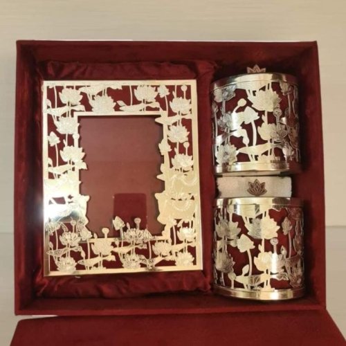 Gold-Silver Lotus Motif Velvet Gift Set
