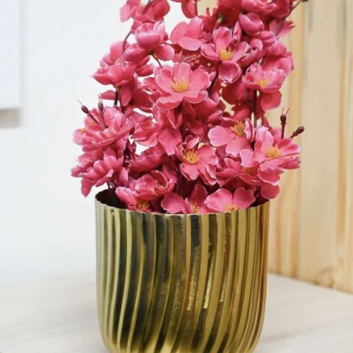 Golden Polished Decorative Vase