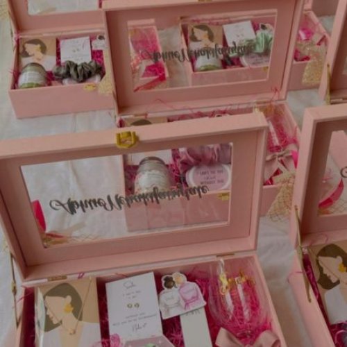 Personalised Leatherette Trunk Gift Hamper