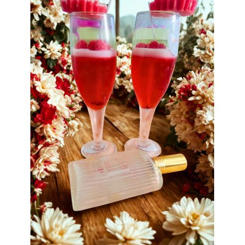 Christmas Gift Hamper Set with Luxury Glass Candles, Festive Floral Box, Holiday Celebration Pack