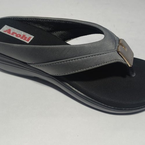 Chic Minimalist Ladies Flat Sandal