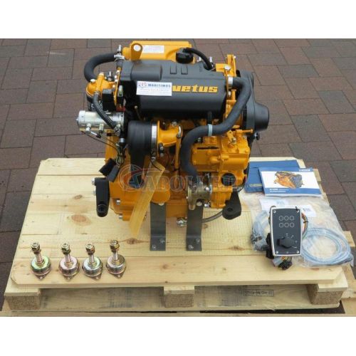 Vetus M2.13S Marine Diesel Engine With Sail Drive 12hp