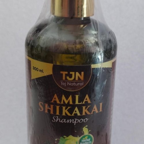 300ml Amla Shikakai Herbal Shampoo