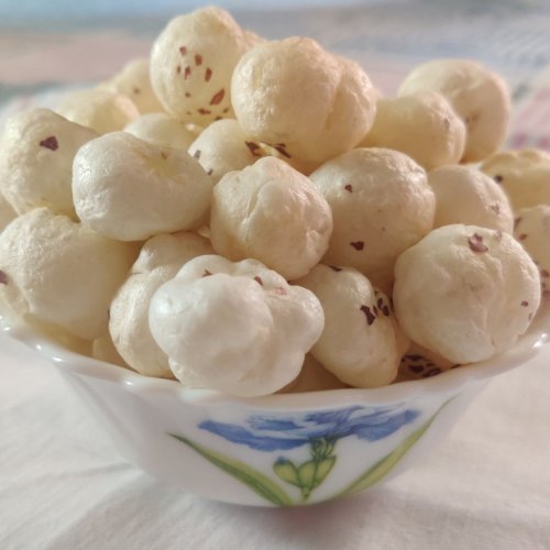 Premium Whole Fox Nuts