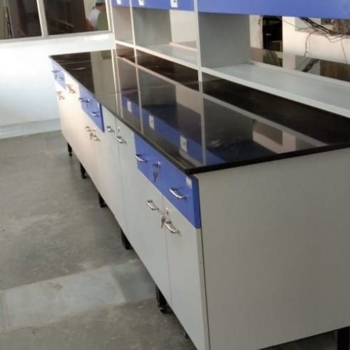 Island Lab Modular Bench