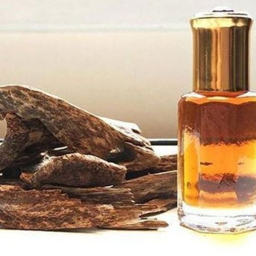 Oud Oil