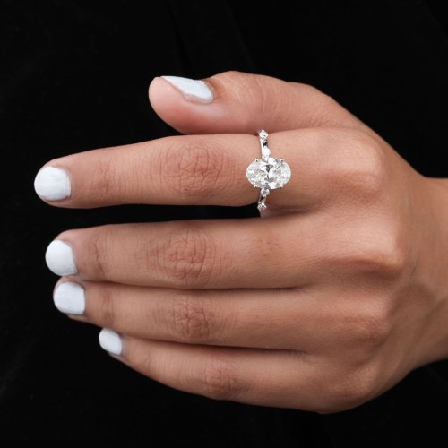 Ladies Round Diamond Ring