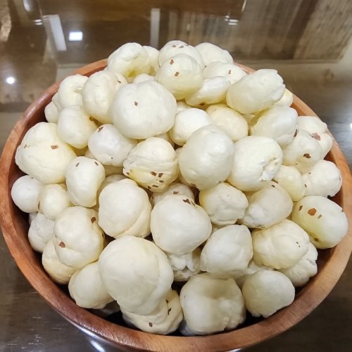 4 Plus Suta Handpicked Phool Makhana