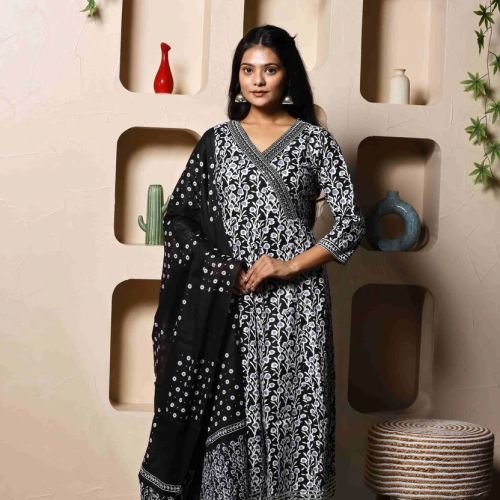 Kaari Noor Anarkali Suit Set