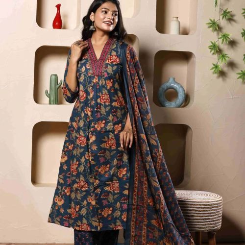 Noor-e-Nilofer Floral Suit Set