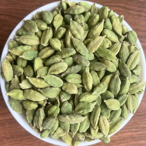 Small Green Cardamom