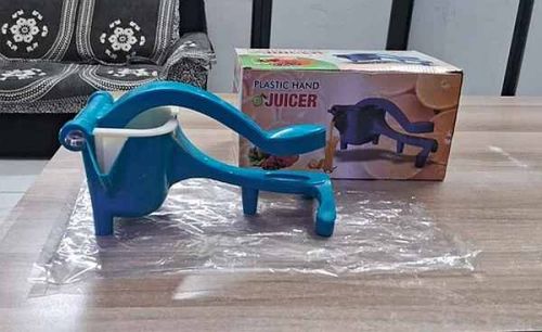 Blye Big Orange Hand Juicer