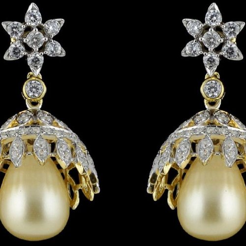 18k Gold Luxury High Carat Diamond Cluster Earrings