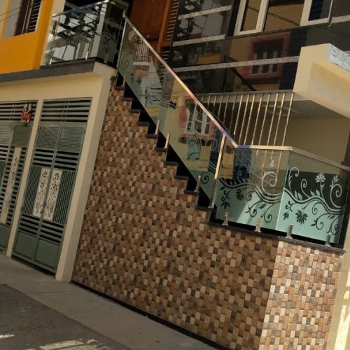 Floor Mounted Stainless Steel Glass Railing