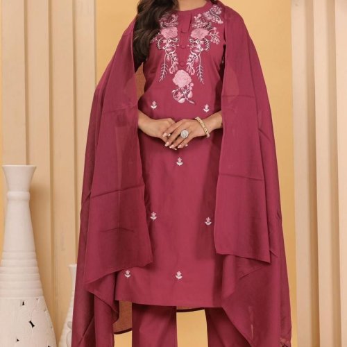 Ladies Embroidered Cotton Suit Set