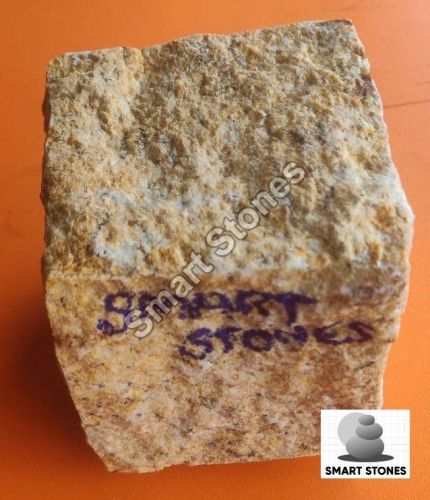 Yellow Hand Cut Cobbles Stone