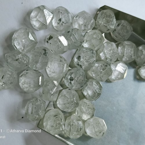 Rough Diamond Manufacturer in Surat India