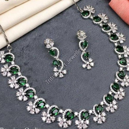 Aatmana Green American Diamond Studded Necklace Set