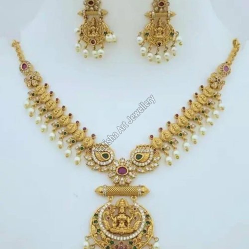 Artificial Golden Short Necklace Set
