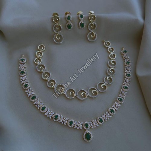 Gold Polish Short Necklace Combo Set