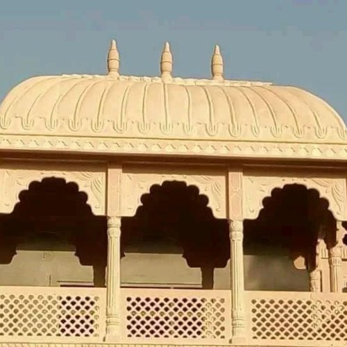 3 Gate Sand Stone Jharokha