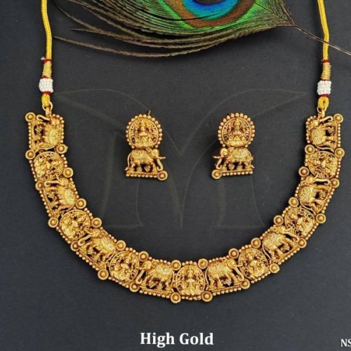 NS-16839-172 Temple Necklace Set