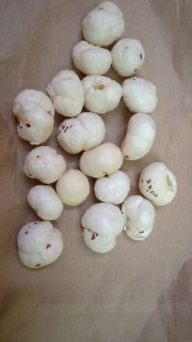 White Makhana