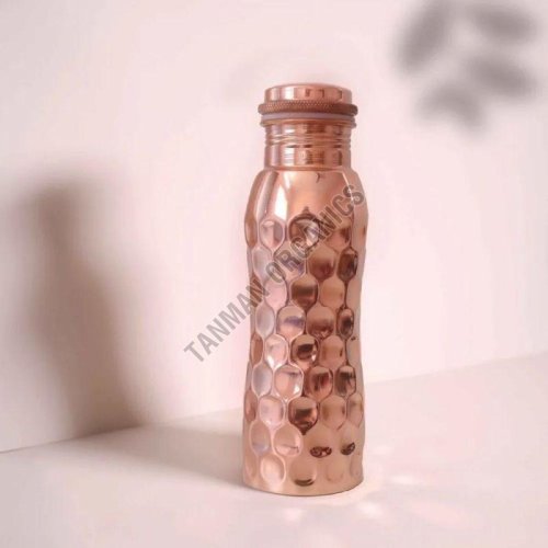 750 Ml Diamond Hammered Copper Bottle