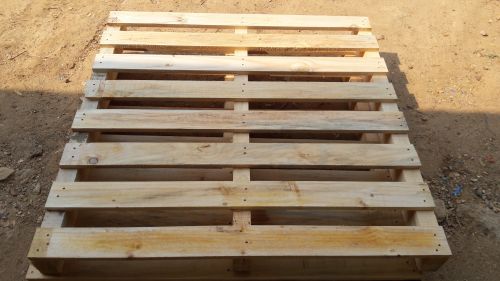 Rubber Wood Pallet