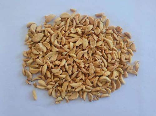 dehydrated garlic flakes