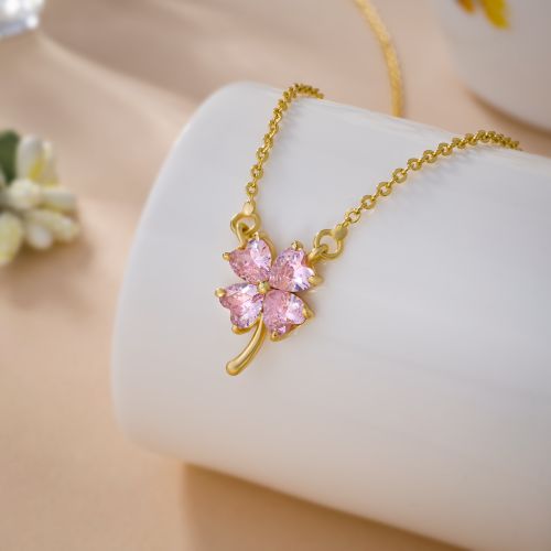 Ladies Lucky Clover Gold Plated Pendant With Chain