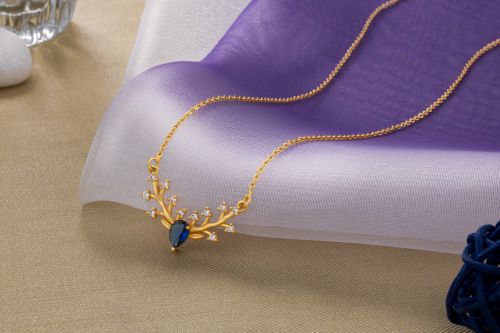 Ladies Regal Blossom Gold Plated Pendant With Chain