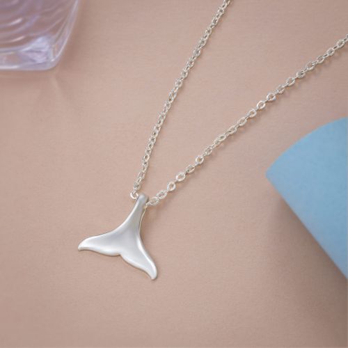 Ladies Silver Serenity Lotus Pendant With Chain