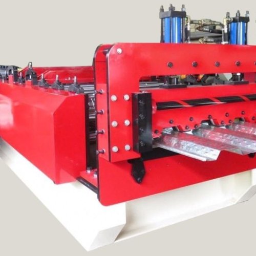 Boltless Upright Roll Forming Machine