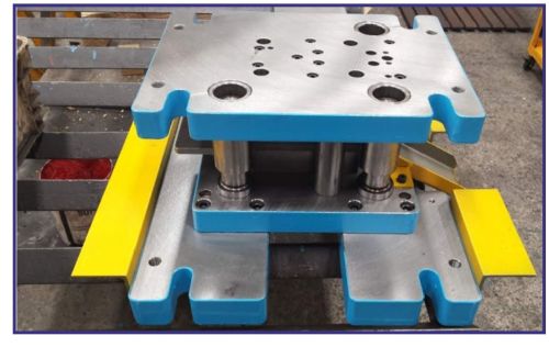 Progressive Die Tool