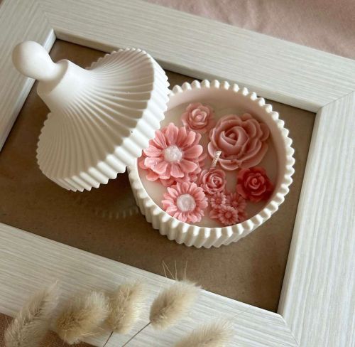 Flower Shape Scented Wax Candle