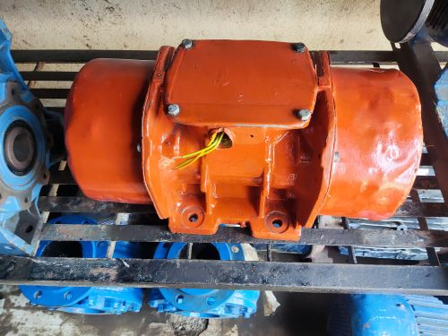 2 HP High Torque Vibration Motor – 440V | Foot Mount | Made in Germany | Heavy Duty