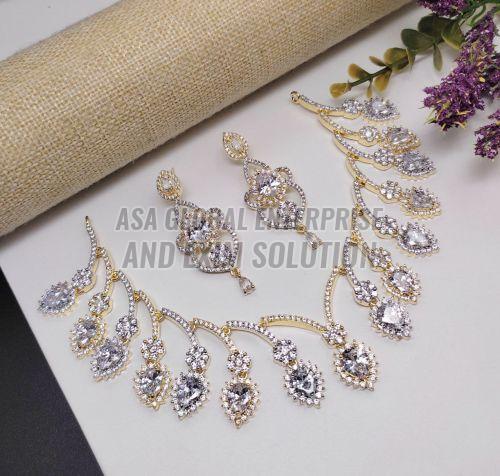 Ladies Brass Polished Party Wear Necklace Set