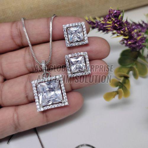 Ladies Stone Work Brass Pendant Set