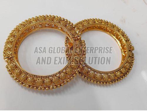 Ladies Wedding Wear Designer Brass Bangles Set