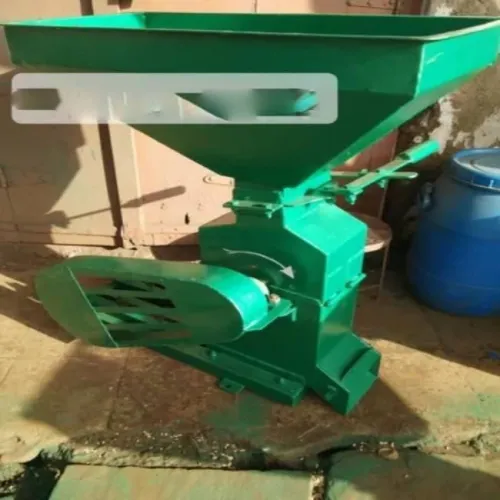 700 Kg Poultry Feed Machine