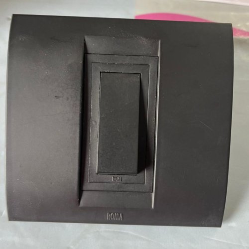 Anchor Roma Classic 10AX 1 Module 1 Way Black Switch Plate