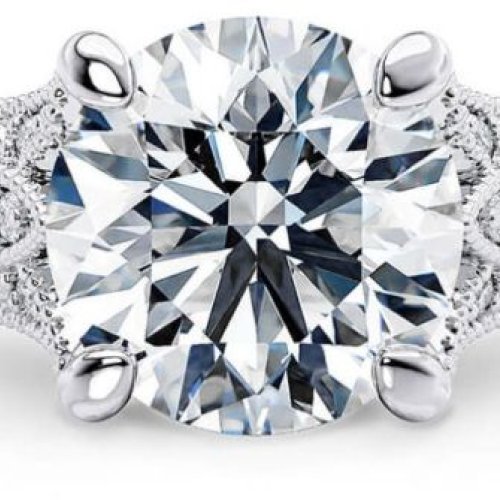 Women White Gold Designer Diamond Ring