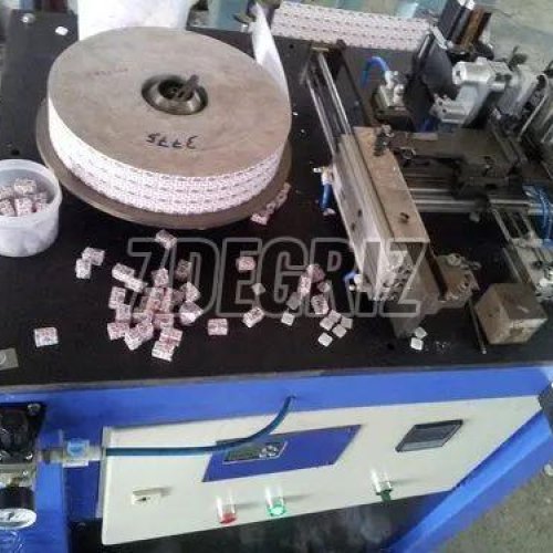 Camphor Wrapping Machine