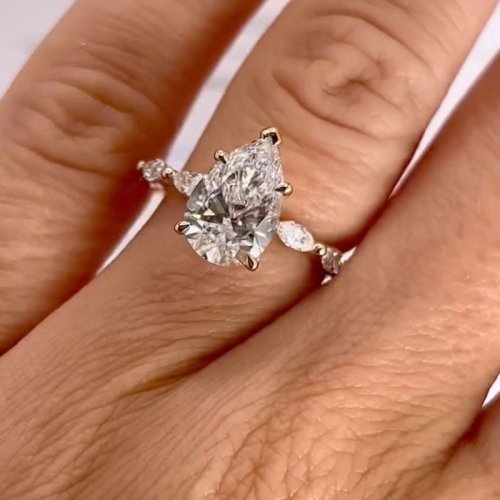 Pear Shape Diamond Ring