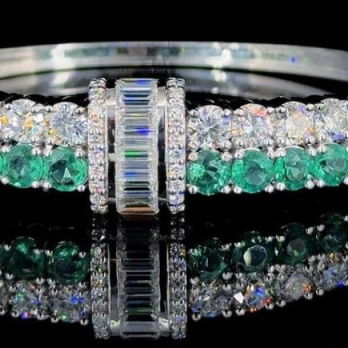 Ladies Silver Green Stone Lab Grown Diamond Bracelet