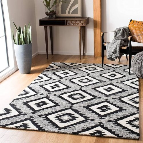 Woolen Rugs